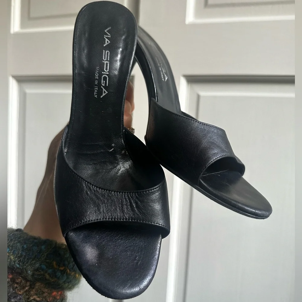 Via Spiga Black Leather Heels - Picture 7 of 7